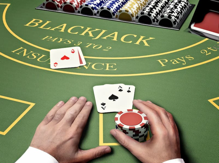 Các chiến thuật chơi Blackjack hiệu quả tại Red88